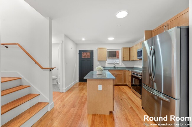 140 Prospect St, Unit 1 in Cambridge, MA - Building Photo - Building Photo