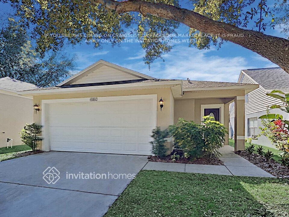 6160 Kiteridge Dr in Fish Hawk, FL - Building Photo