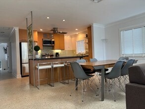 1410 Polk St in Hollywood, FL - Foto de edificio - Building Photo