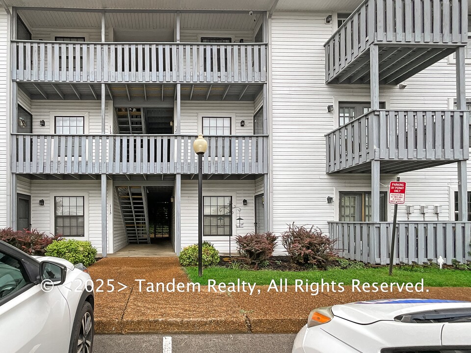 118 Prescott Pl, Unit 118 in Nashville, TN - Foto de edificio