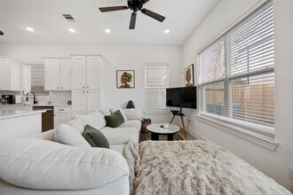 5702 Breland St in Houston, TX - Building Photo - Building Photo