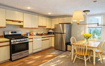 283 Main St in Boston, MA - Building Photo - Building Photo