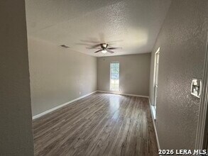 4911 Tennyson Dr in San Antonio, TX - Building Photo - Building Photo