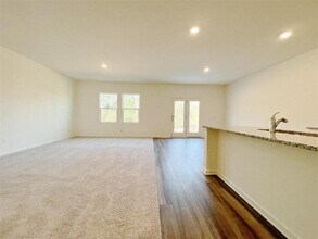 473 Bentwater Wy in Hoschton, GA - Building Photo - Building Photo