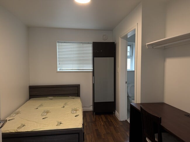 2189 Brigadoon Ave in Vancouver, BC - Building Photo - Building Photo