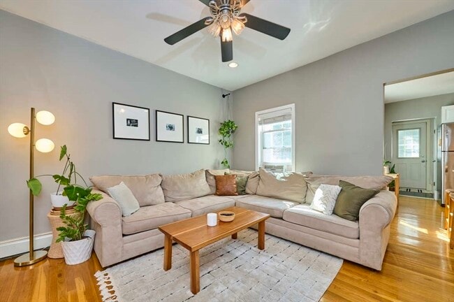 property at 603 E 5th St