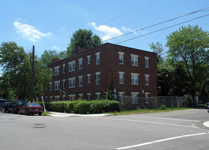 424 55th St NE in Washington, DC - Building Photo - Building Photo