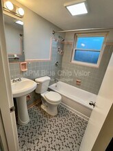 2739 Lafeuille Ave in Cincinnati, OH - Building Photo - Building Photo