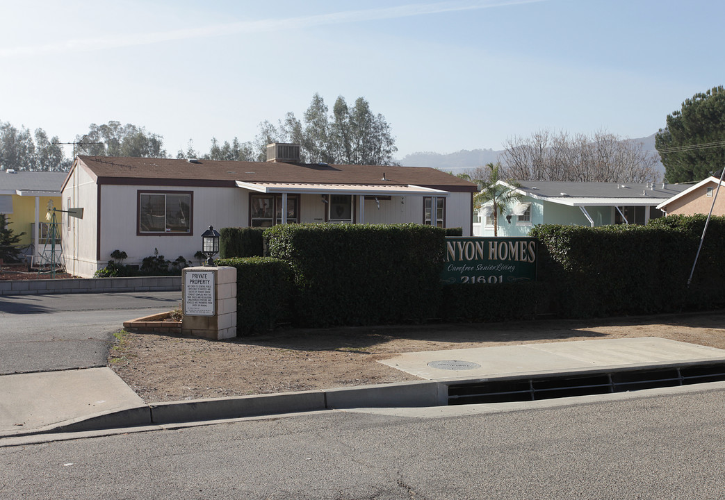 Canyon Mobile Homes in Wildomar, CA - Building Photo