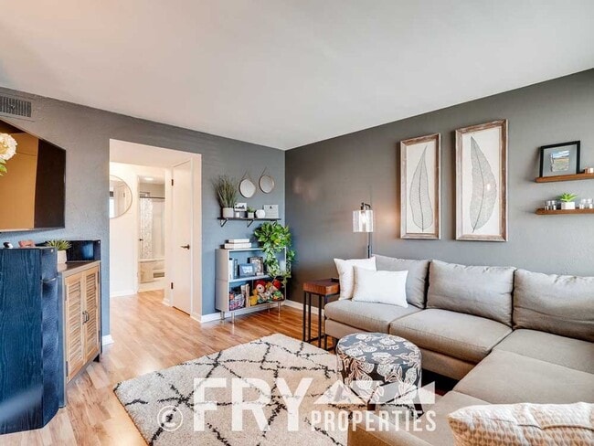 3217 Newton St in Denver, CO - Building Photo - Building Photo