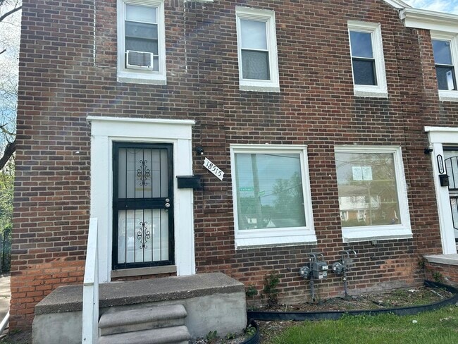 property at 18515 Greenfield Rd