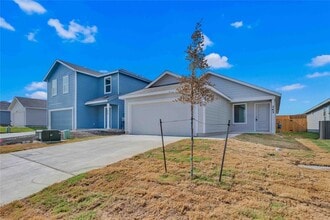 263 Ottawa Way in New Braunfels, TX - Building Photo - Building Photo