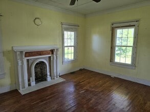309 Evergreen St in Lawrenceburg, TN - Building Photo - Building Photo