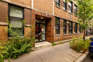 4625 Clark Rue in Montréal, QC - Building Photo