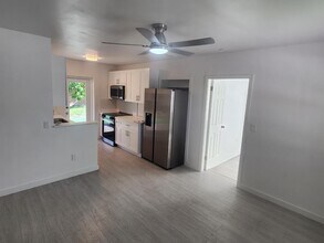 1754 NE 48th Ct in Pompano Beach, FL - Building Photo - Building Photo
