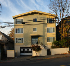 710 NE 42nd St in Seattle, WA - Building Photo - Building Photo