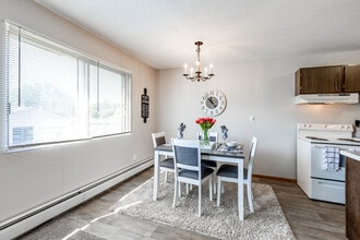 Hyacinth Apartments in St. Paul, MN - Foto de edificio - Interior Photo