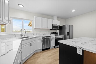 5529 Dorothy Dr in San Diego, CA - Building Photo - Building Photo
