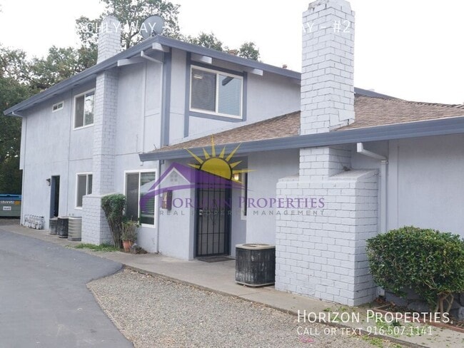 5742 Blachly Way in Sacramento, CA - Building Photo - Building Photo