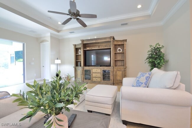 property at 3951 Otter Bend Cir