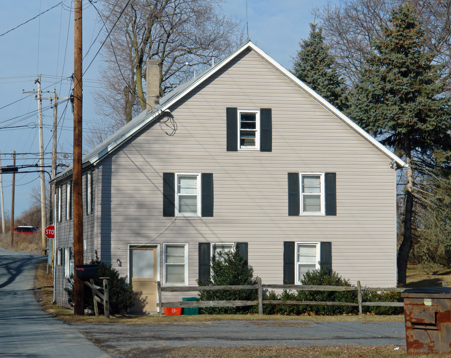 332 Airport Rd in State College, PA - Foto de edificio