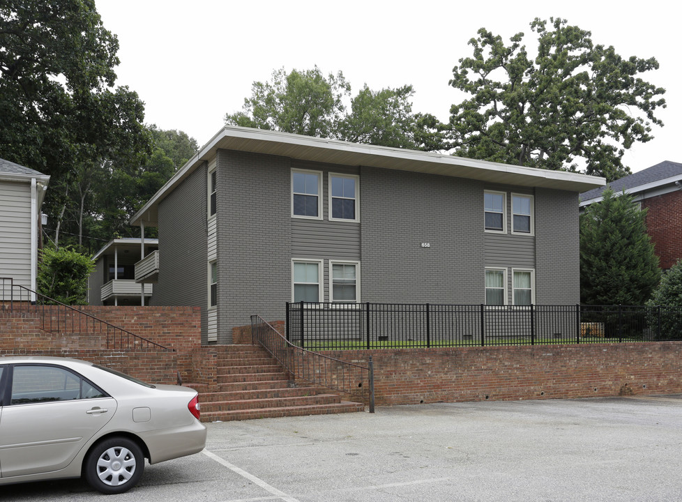 658 E Main St in Spartanburg, SC - Building Photo