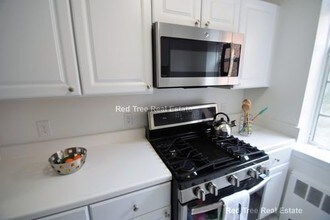 74 St Paul St-Unit -7 in Brookline, MA - Building Photo - Building Photo
