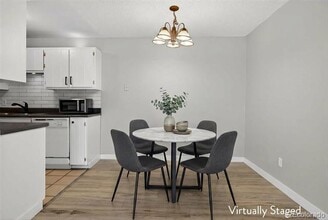 16359 W 10th Ave in Golden, CO - Building Photo - Building Photo