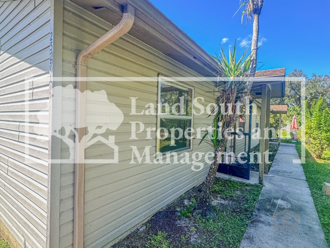 2527 Crystal Lake Acres Dr in Lakeland, FL - Building Photo - Building Photo