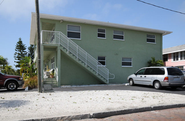 Beachwalk in Gulfport, FL - Building Photo - Building Photo