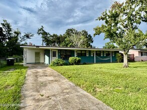 10857 Dulawan Dr in Jacksonville, FL - Building Photo - Building Photo