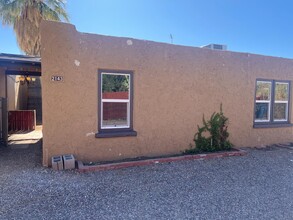 2143 N Bell Ave in Tucson, AZ - Building Photo - Building Photo