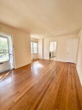 4541 Fairfield Dr in Bethesda, MD - Building Photo - Building Photo