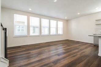 18577 E 47th Pl in Denver, CO - Building Photo - Building Photo