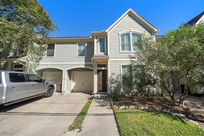 property at 2013 Gillette St