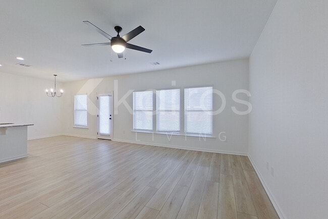 107 Hendrix Rd in Carencro, LA - Foto de edificio - Building Photo