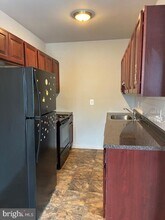 260 N Wycombe Ave in Lansdowne, PA - Building Photo - Building Photo