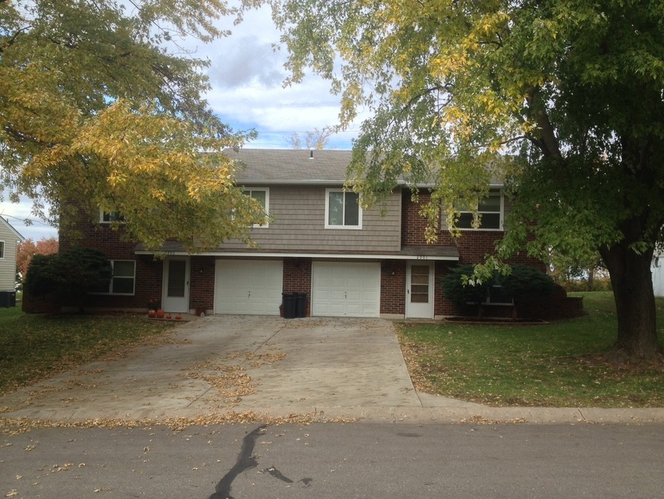 Kingsridge East in Blue Springs, MO - Building Photo