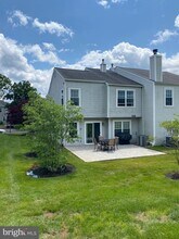 32 Skyview Way in Newtown, PA - Building Photo - Building Photo