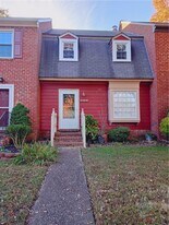 405 London Company Way in Williamsburg, VA - Building Photo