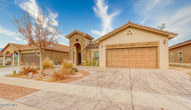 14653 Christian Castle in El Paso, TX - Building Photo - Building Photo