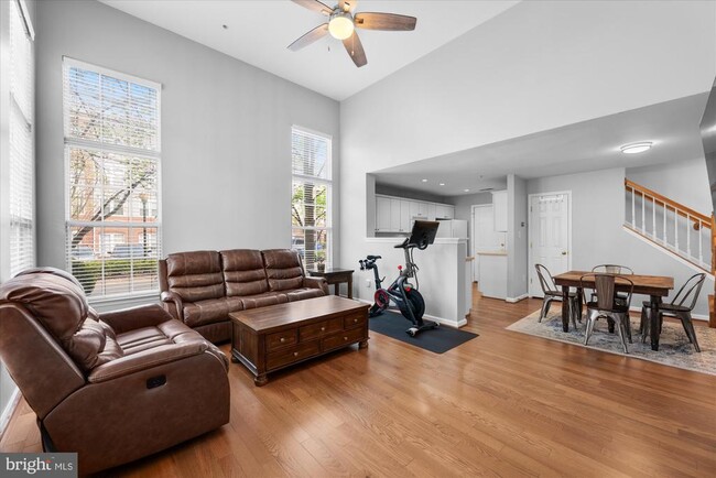 4910 Barbour Dr in Alexandria, VA - Building Photo - Building Photo