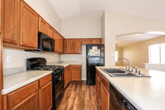 13221 W Acapulco Ln in Surprise, AZ - Building Photo - Building Photo