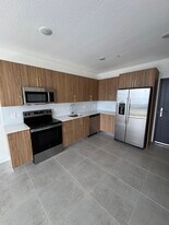 1928 Taylor St, Unit A1-5 in Hollywood, FL - Building Photo