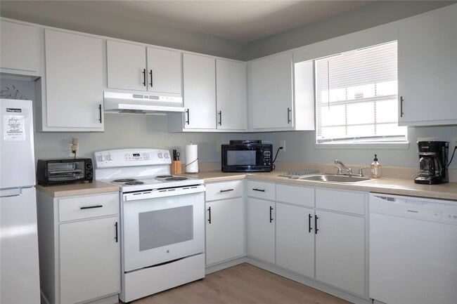 property at 502 SE B St