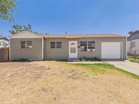 3810 Mesa Verde Dr in Amarillo, TX - Building Photo