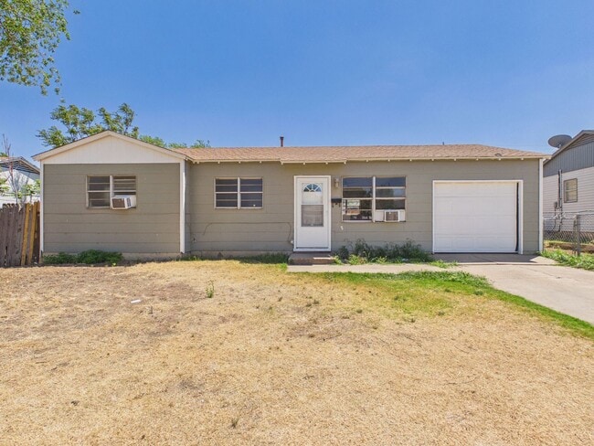 property at 3810 Mesa Verde Dr