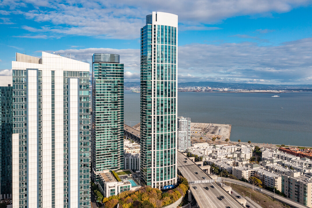 One Rincon Hill in San Francisco, CA - Building Photo