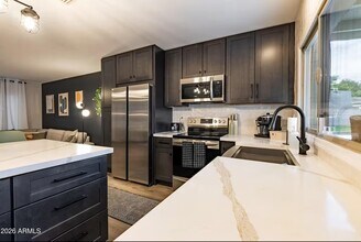 2506 E Aster Dr in Phoenix, AZ - Building Photo - Building Photo