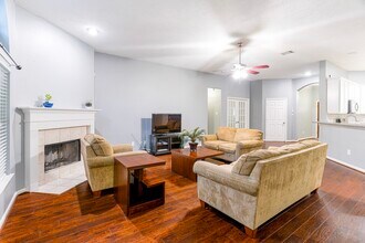 20919 Garden Arbor Ln in Richmond, TX - Building Photo - Building Photo